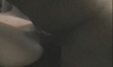 金髪の稚魚、ソファの上にジェシカリン 女 の ため の エロ 動画